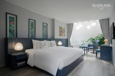 The Suite Family, no window (Tè del pomeriggio) — Silverland Mây Hotel